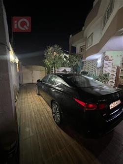 نيسان ألتيما